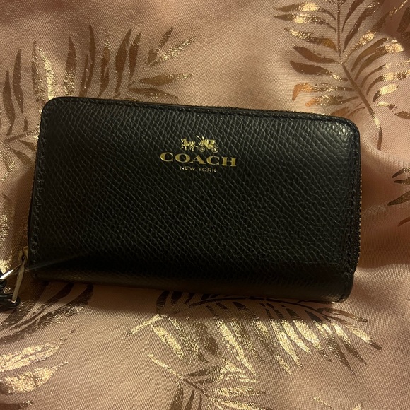 Coach Card Wallet - Picture 1 of 3